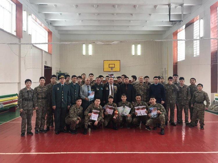 Әскери эстафеталық жарыс